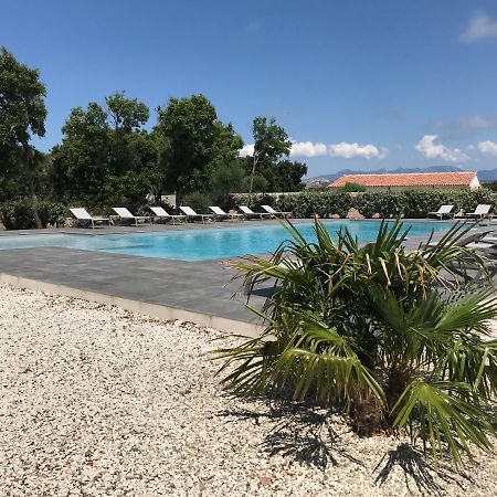 Villa Louise Bonifacio  Buitenkant foto