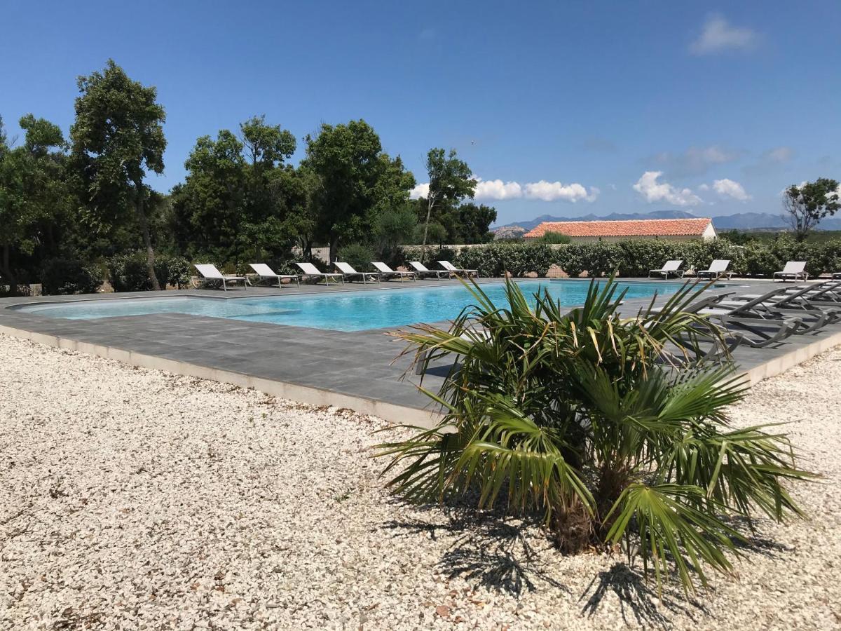 Villa Louise Bonifacio  Buitenkant foto